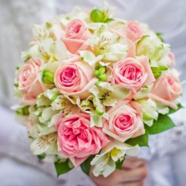 Букет цветов "Букет невесты №13" Букет цветов "Букет невесты №13"